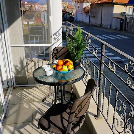 Апартаменти Атеа На Плажа - Apartments Atea On The Beach Obzor Exterior photo
