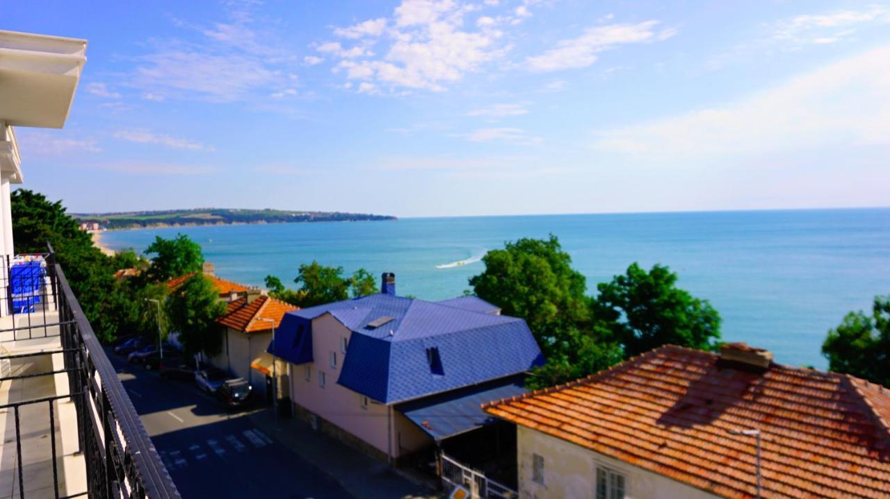 Апартаменти Атеа На Плажа - Apartments Atea On The Beach Obzor Exterior photo